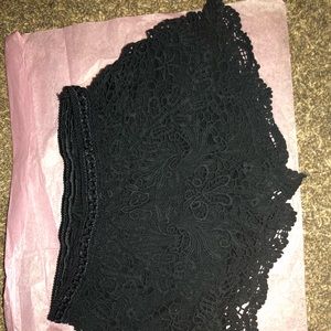 Tully’s Black Shorts